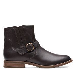 Clarks Womens Camzin Loop Brown Boots (NWT)